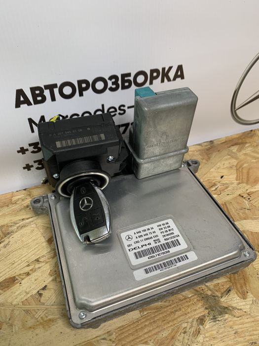 Mercedes C-class w204 блок управіління двигуном замок запалювання