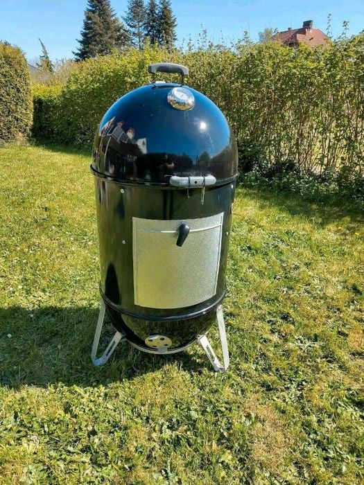 Weber Smokey Mountain 57cm - wędzarnia wodna w dobrym stanie