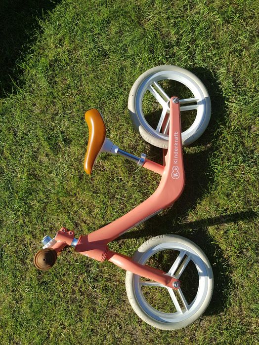 Rowerek biegowy Kinderkraft retro łososiowy