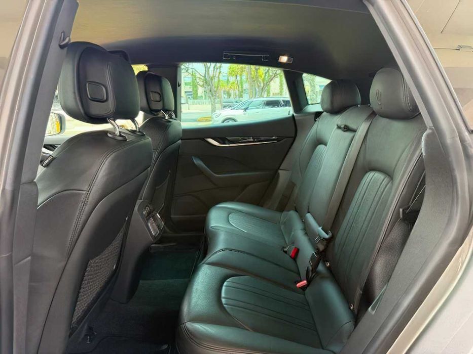Maserati Levante      2019