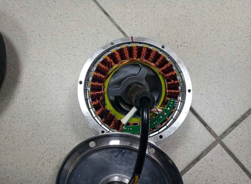 Мотор-колеса 6.5–10.5 дюймов 200–1500Вт Ninebot новые и б/у