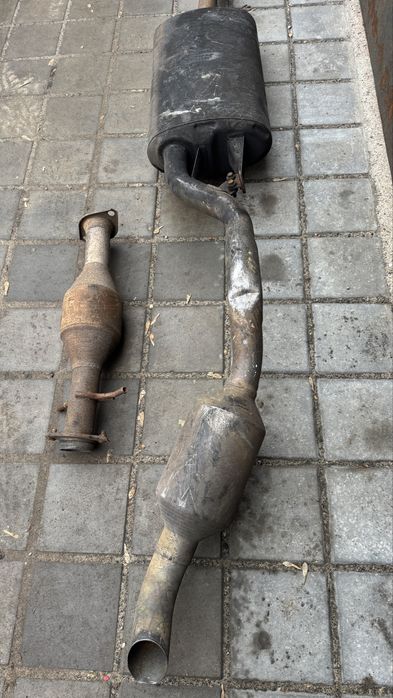 Глушитель с  катализатором на Lexus RX 350/450