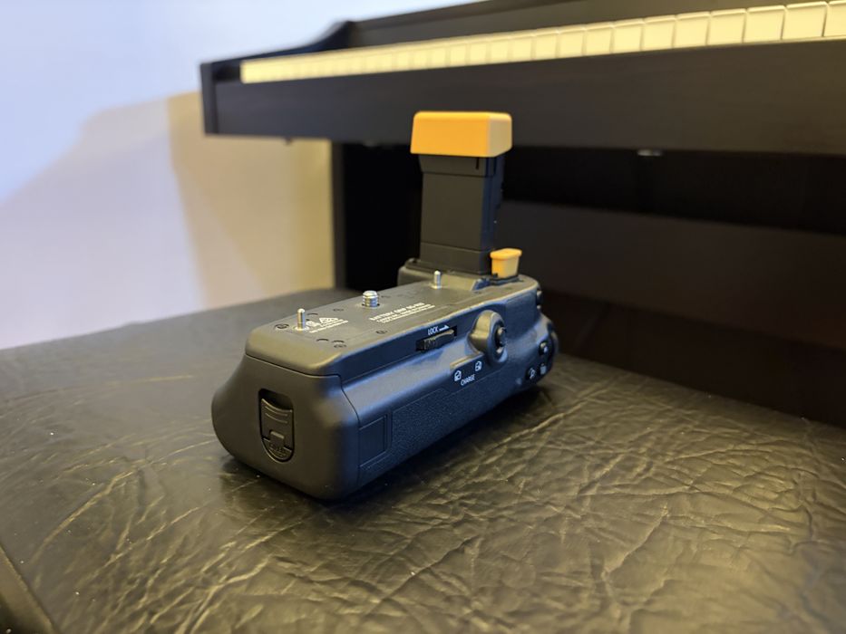 Canon BG-R10 grip uchwyt pionowy do EOS R5, R5 C, R6, R6 Mark II nowy