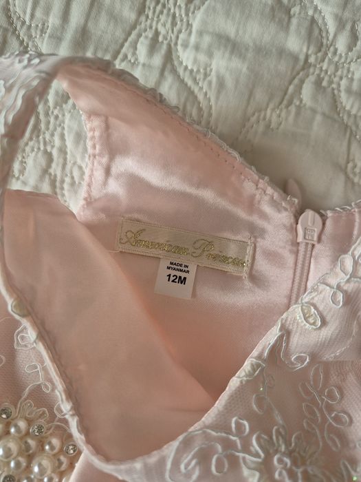 Ніжна святкова сукня, 74 р