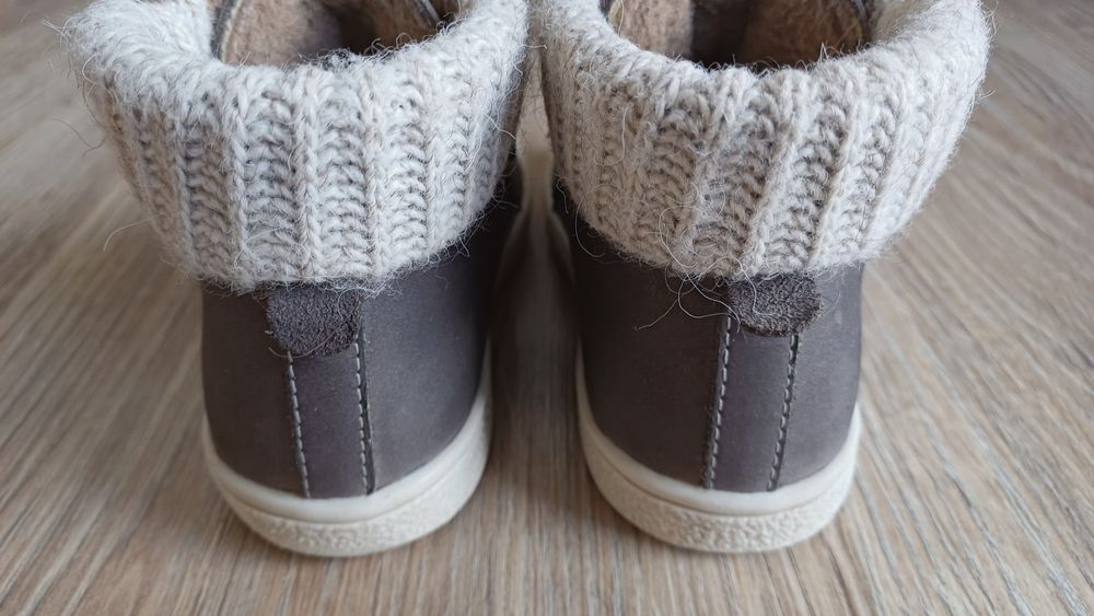 Buty trzewiki ocieplane Emel szare z membraną rozm. 22