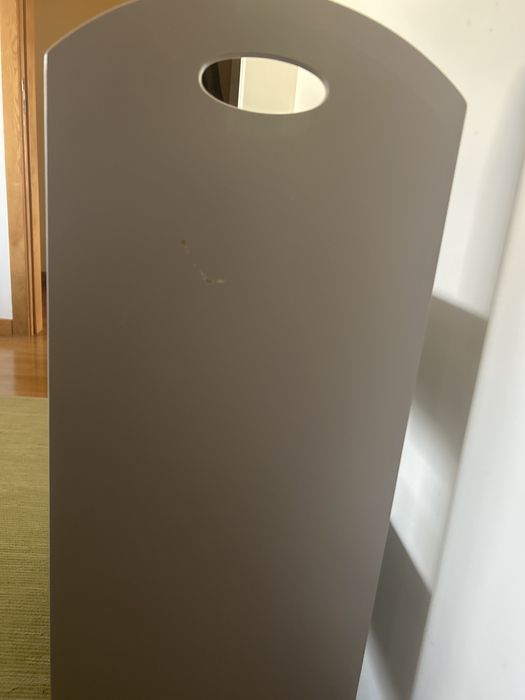 Prateleira quarto criancça ou casa de banho