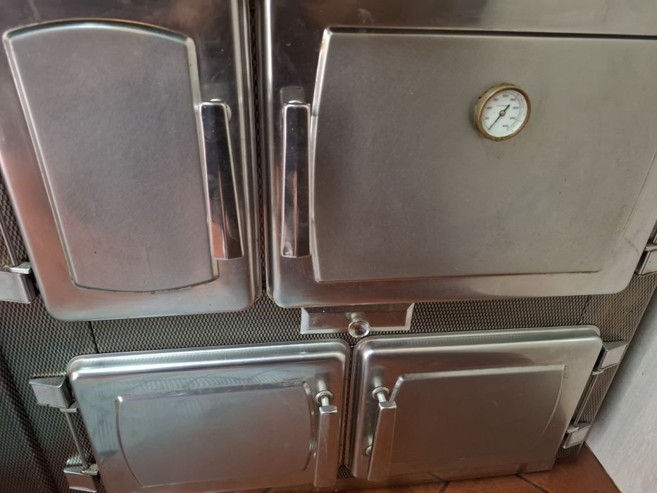 fogão combinado (lenha e gás) em excelente estado de conservação