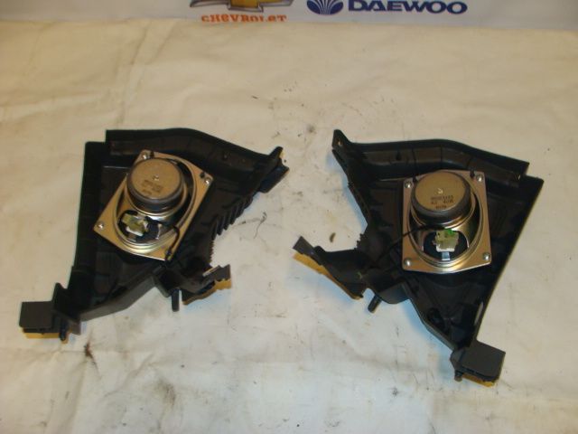 Кріплення задньої полиці Chevrolet Spark\Шевроле Спарк M300