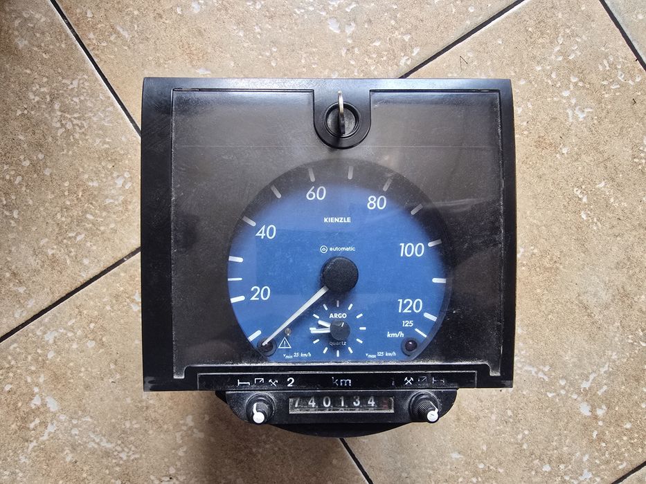 Tachograf typ 1318.27 09