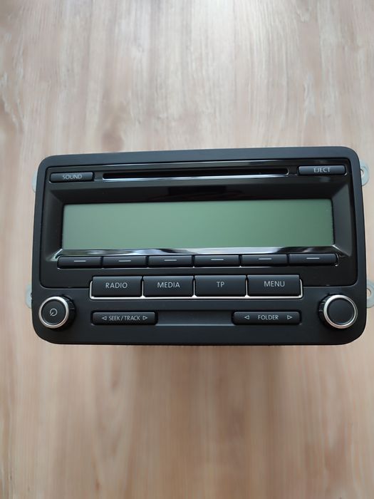 Radio VW Passat Golf Polo Eos Caddy Jetta Touran T5 RCD310 + Kod