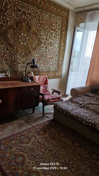 проходная комната в центре