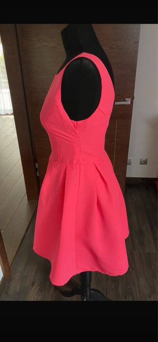 Sukienka neon róż roz 36