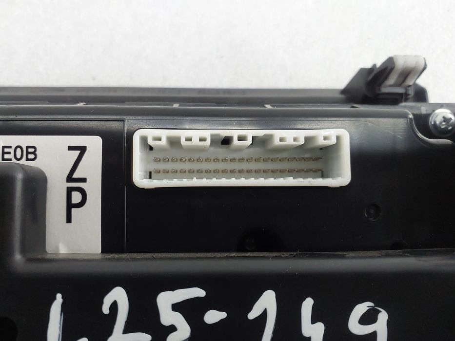 Comando chauffage / sofagem NISSAN Leaf EV (ZE1)