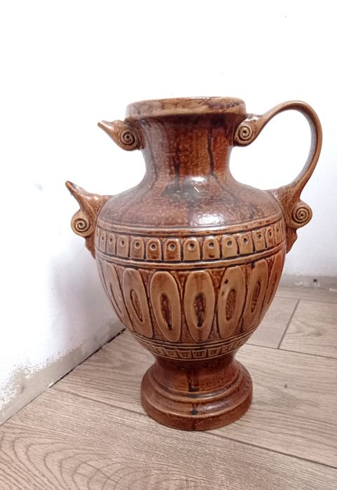 Duża amfora ceramiczna