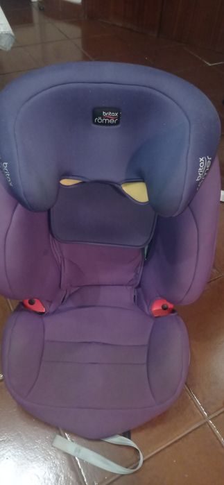 Cadeira auto Britax Römer Evolva 1-2-3 roxa, adequada para crianças dos 9 aos 36 kg