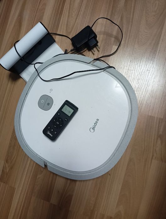 Robot odkurzający Midea