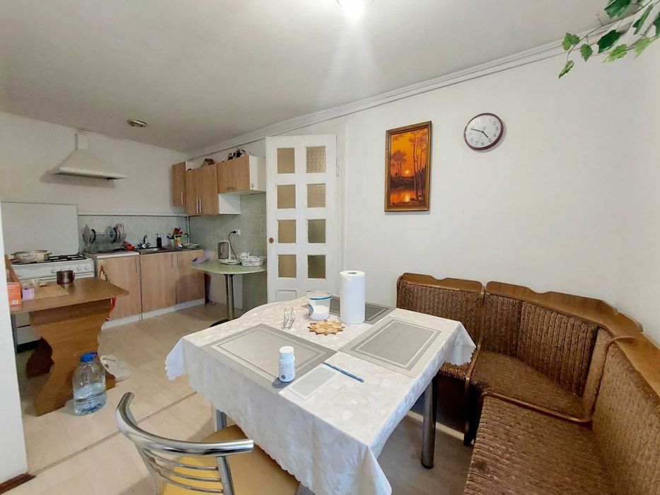 Продаж квартири особнякового типу вул. Ковельська Новознесенська