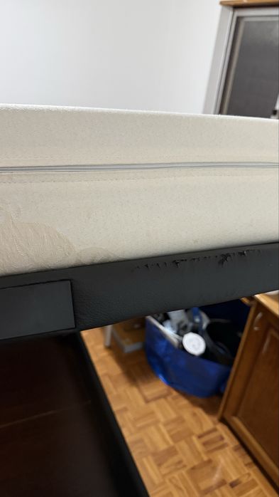 Cama de solteiro sommier (com colchão)