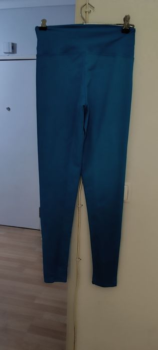 Calças fit tamanho M. Azuis. Usadas