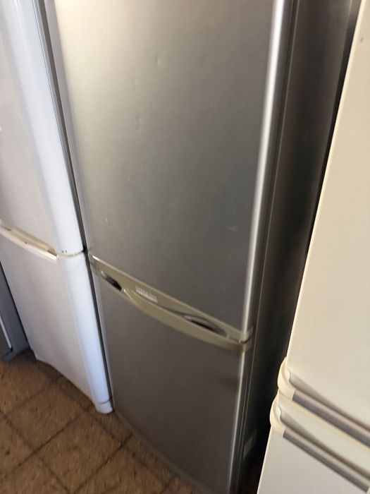 Frigorificos a 90€ pra poder sair rapido