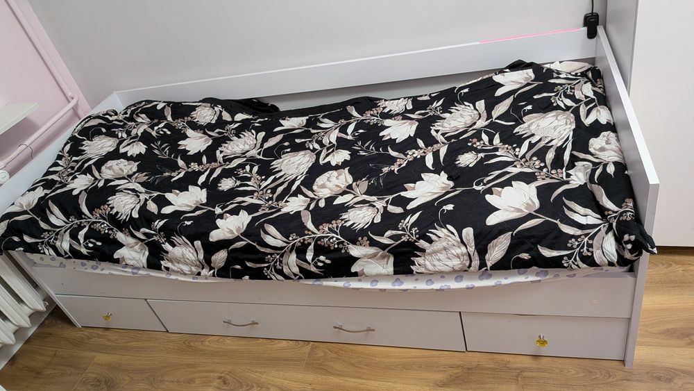 Funkcjonalne łóżko młodzieżowe + materac GRATIS