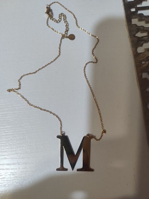 Łańcuszek literka M stalòwka