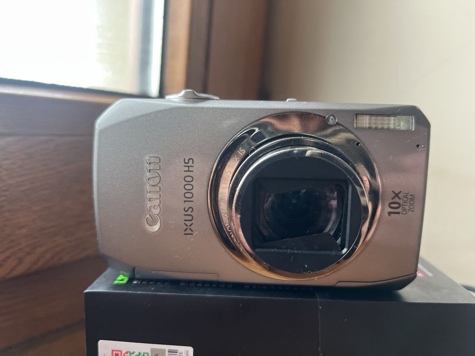 Фотоапарат Canon IXUS1000HS стан гарний  є зарядне .