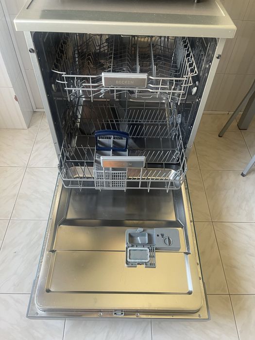 Máquina Lavar Loiça Becken