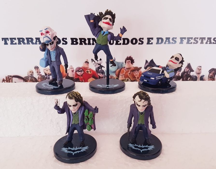 Joker 5-Piece Figure Set (Shipping Included)64284848144642120