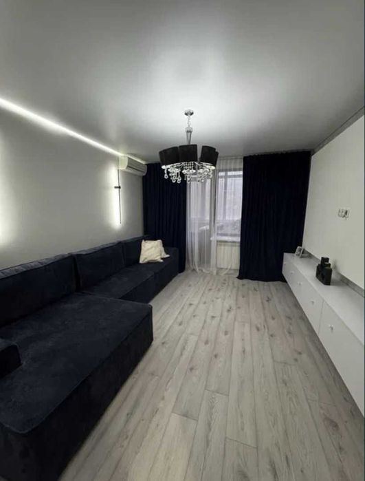 Сдается 2-х комн. квартира LUX в районе ТЦ Украина