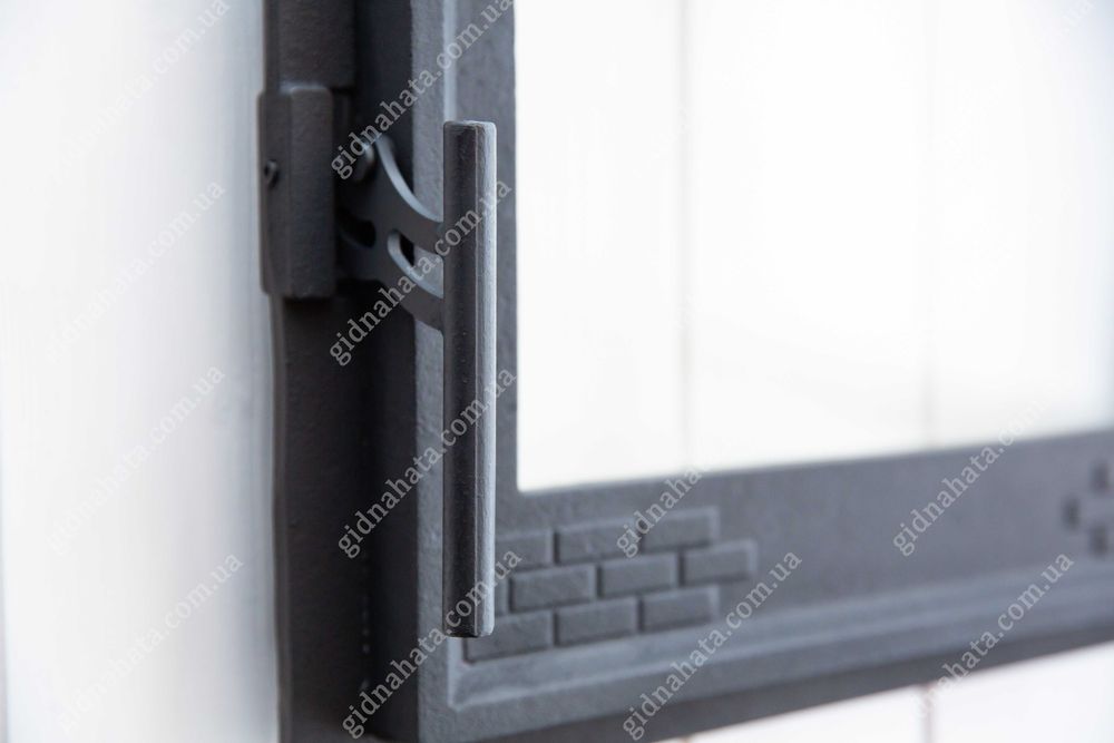 Дверцы чугунные для камина с термостойким стеклом 42х49см