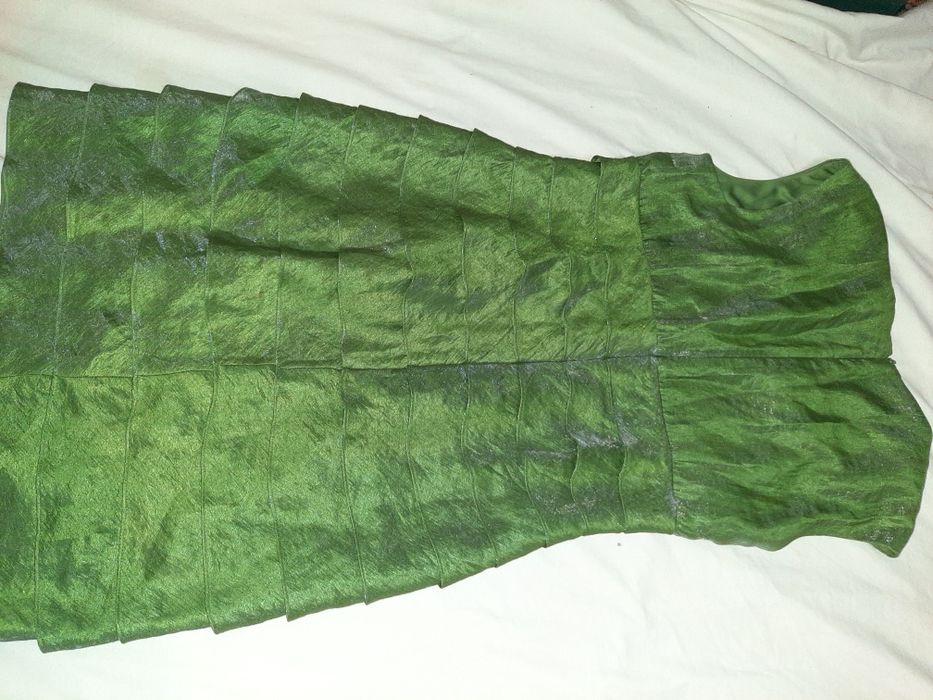 Sukienka  zielona,  krótka MARIPOSA