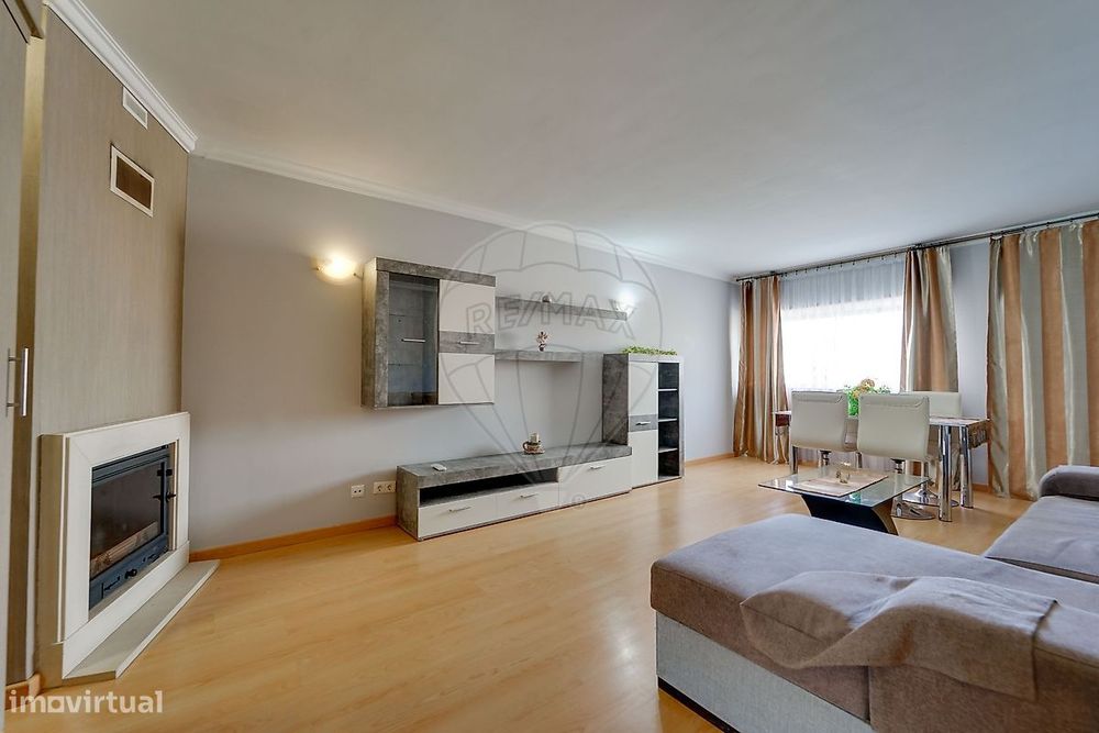 Apartamento T2 para arrendamento