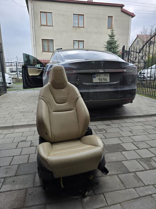 Сидіння пасажирське для tesla model s 2015+ gen 2
