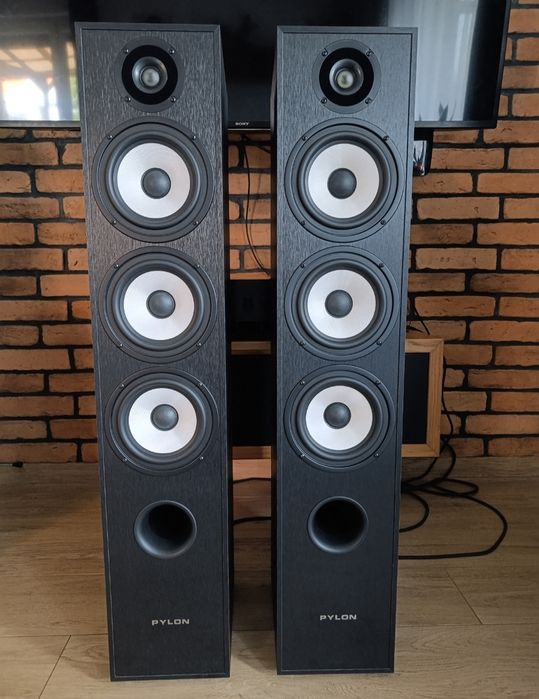 Kolumny głośnikowe Pylon pearl 27 (Stan idealny)