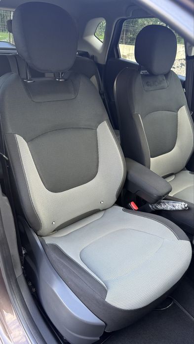 2015 Captur TCE 90 cv • Multimidia • Sem Riscos • Revisado • Imaculado