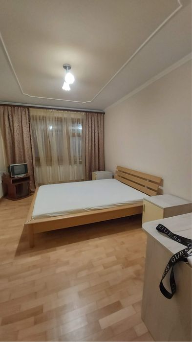 Оренда 2-х кімнатної квартири вул. Золота близько до центру