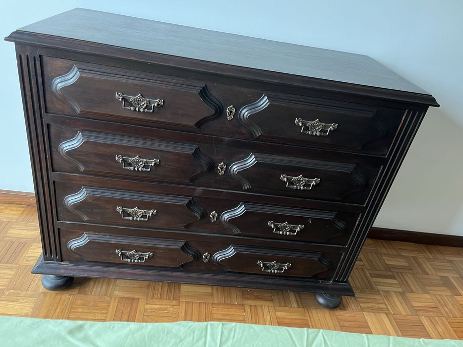 Quarto antigo madeira (completo)