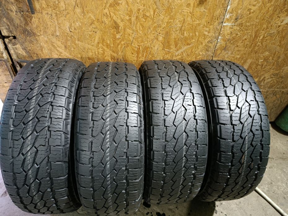 Продажа комплект шин 265/65-17 Bridgestone Dueler