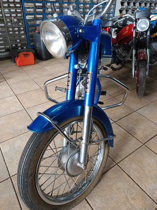 EFS 220 Record Zundapp 4v