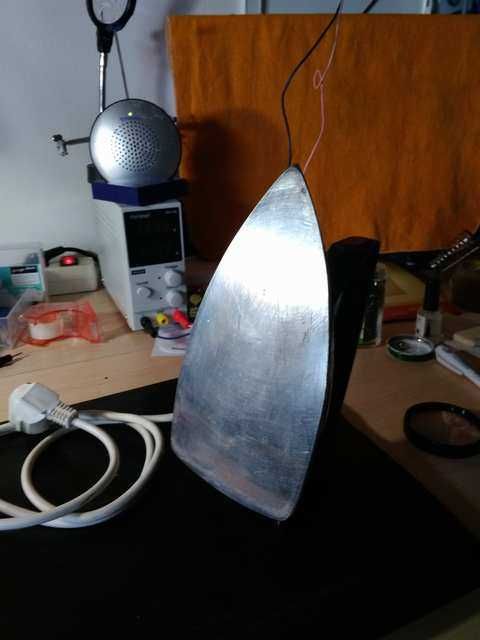 Ferro de Engomar Elétrico Vintage (Baixa de preço)