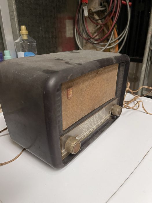 Rádio antigo - velharia