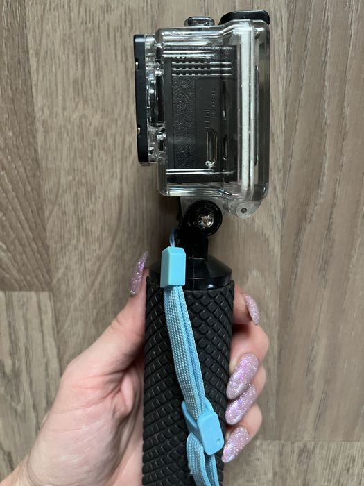 Плаваюча ручка поплавок монопод. Ручка поплавець. Болт. Для Екш камери