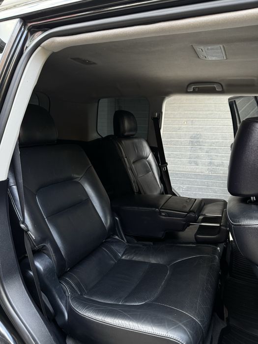 Продам автомобіль Land Cruiser 200 FL РЕСТ
