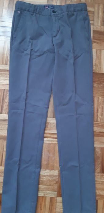 Calças da Lion of Porches 13/14 anos.