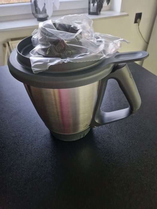 Sprzedam nowe naczynie miksujace do Thermomixa