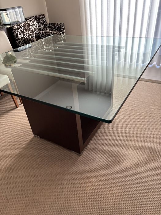 Mesa jantar semi-nova
