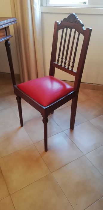 Mobília de sala completa (2 móveis + 1 mesa extensível + 6 cadeiras)