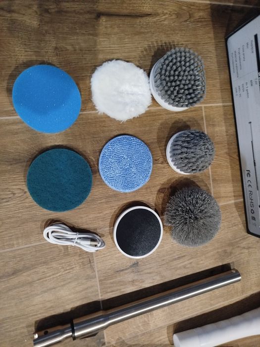 Emprez elektryczna szczotka do czyszczenia