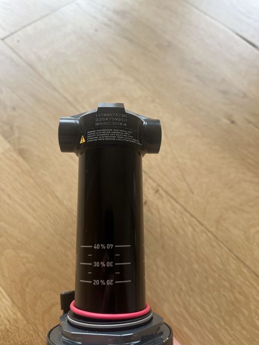 Damper Rock shox vivid select 225x75 trunnion